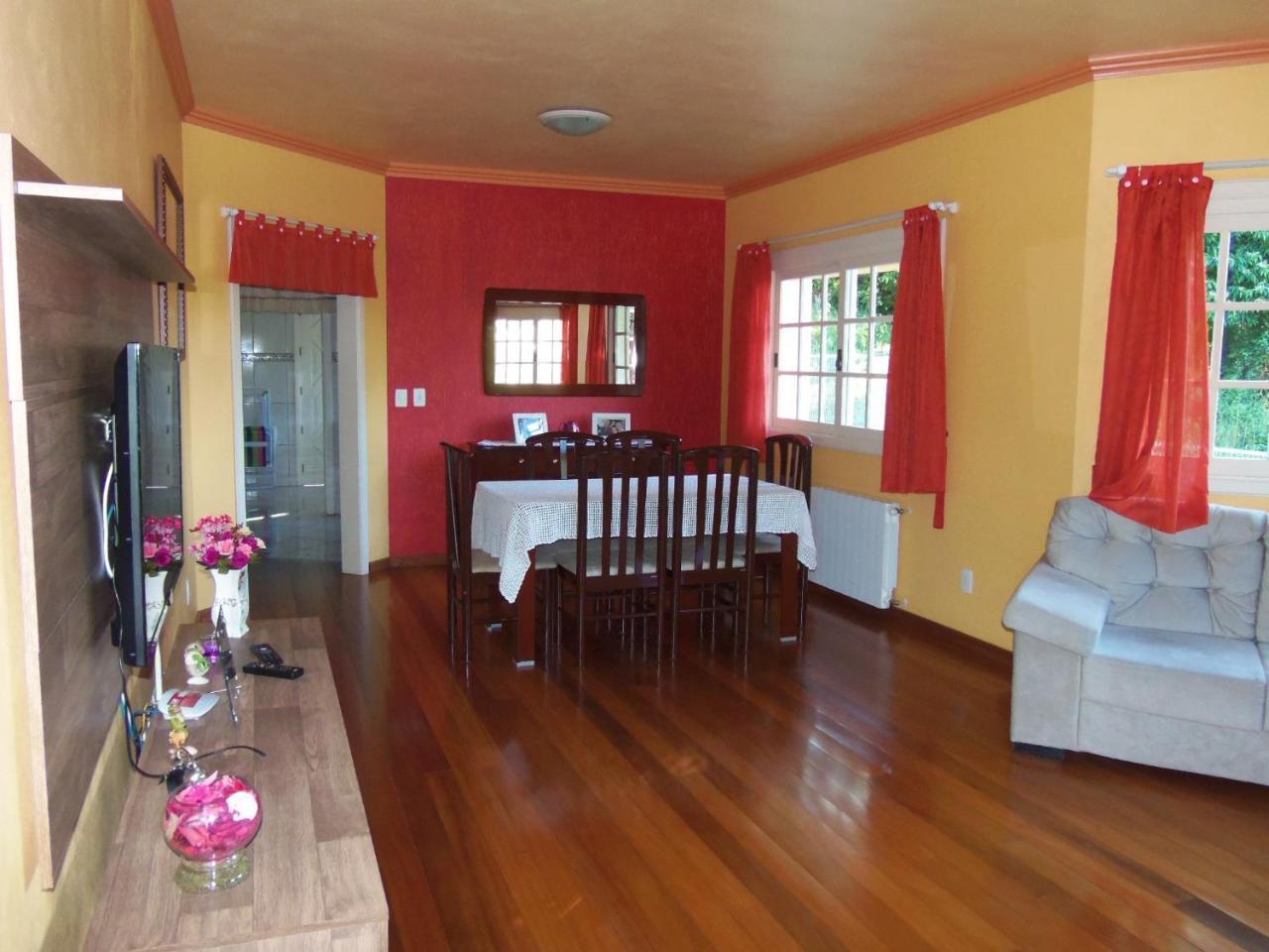 Casa Ampla Com Comodos Confortaveis 格拉玛多 外观 照片
